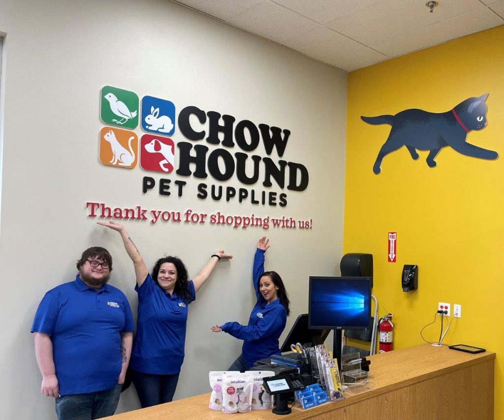 Chow Hound Pet Supplies Employees
