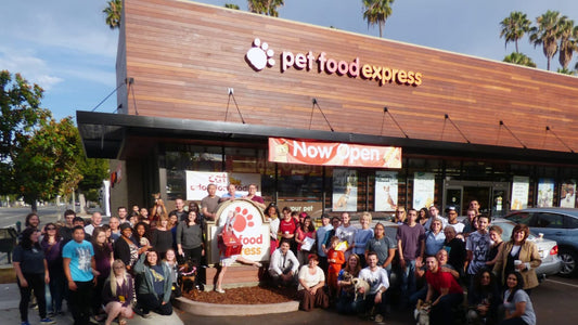 Pet Food Express storefront